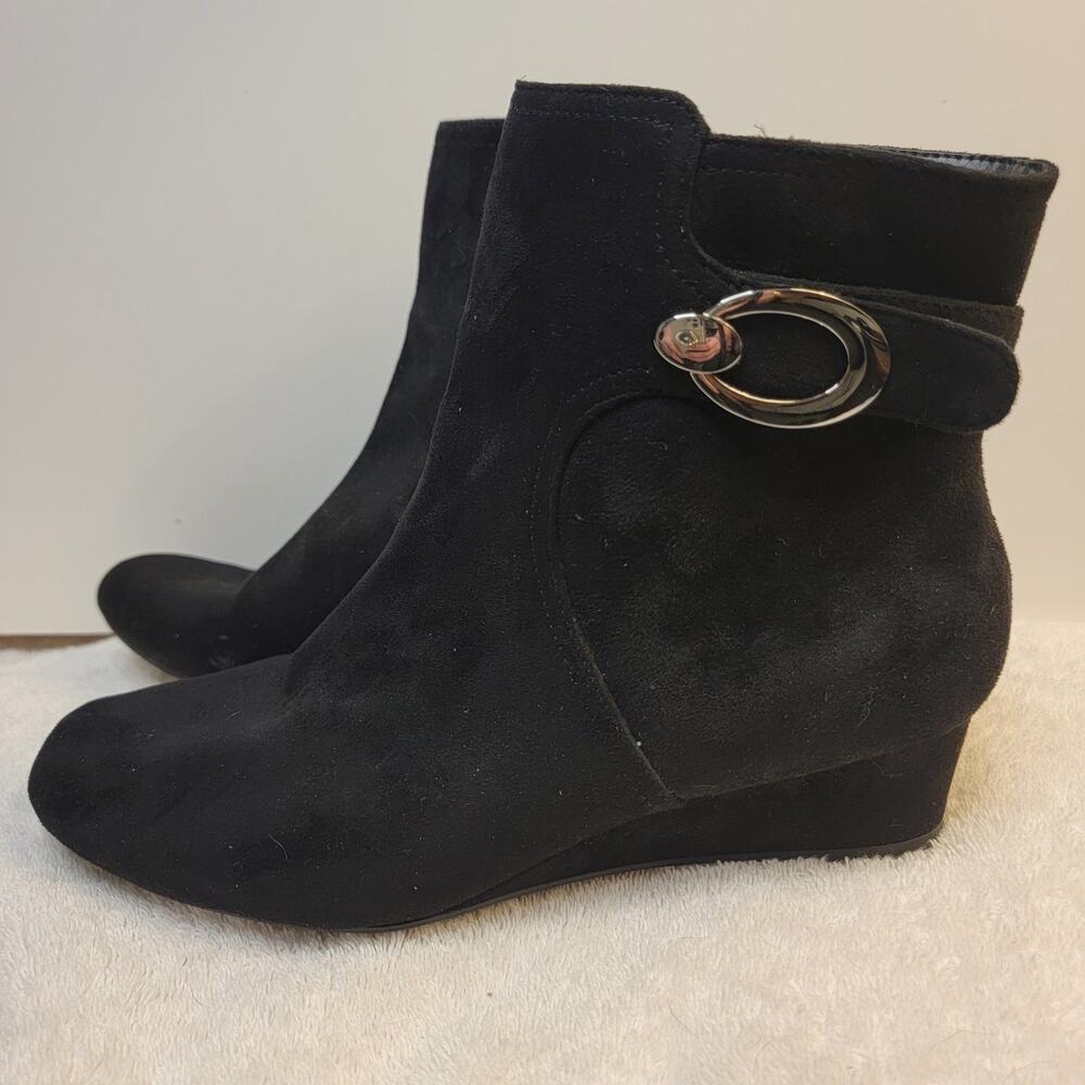 Impo Black Suede Ankle Boots Sz 8 Zip Wedge Buckle Glenanne